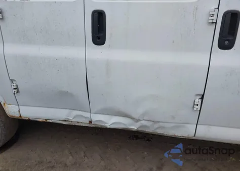 2013 Chevrolet Express 2500 Work Van z USA, uszkodzony, nr VIN 1GCWGFCA7D1128765